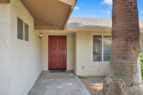78480 Calle Remo, La Quinta CA  92253-2373 exterior