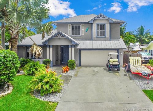 1599 Dyer Point Rd, Palm City, FL 34990-1719