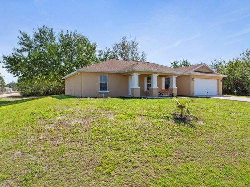707 Ferguson Ave, Lehigh Acres, FL 33974-1719