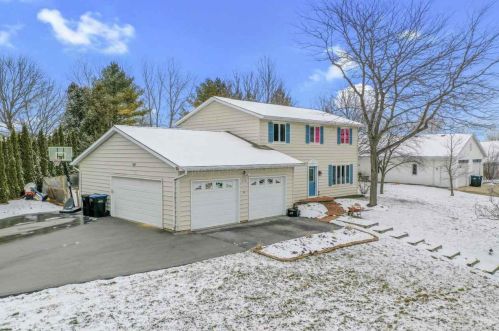 230 18th Pl, Sturgeon Bay, WI 54235-3268