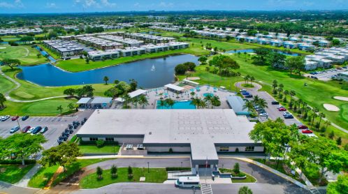 260 Saxony F, Delray Beach FL  33446-1838 exterior