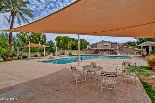 4537 17 Ave, Phoenix AZ 85086-6309 exterior