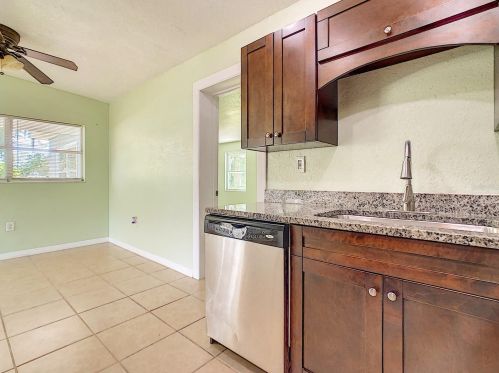 720 Manor Dr, Bartow FL  33830-3241 exterior