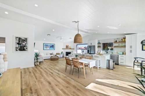 77310 Calle Potrero, La Quinta CA  92253-5429 exterior