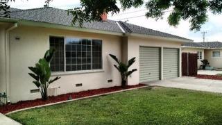 2324 Cortland Ave, Fresno, CA 93705-3106