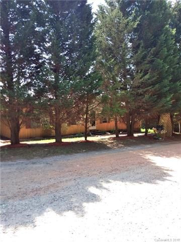 113 Mountaineer Dr, Statesville, NC 28677-1716