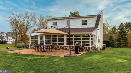 521 Park Ave, Harleysville, PA 19438-1751