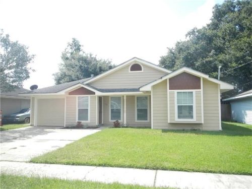 54 Cynthia St, Westwego, LA 70094-5808