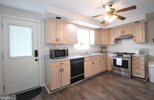 215 Ryans Run, Boothwyn PA  19060-2451 exterior