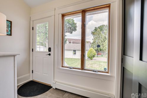 24 William St, Metuchen NJ  08840-1822 exterior