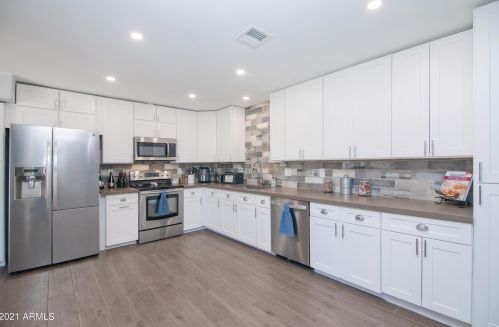 415 Knox Rd, Chandler, AZ 85225-7003