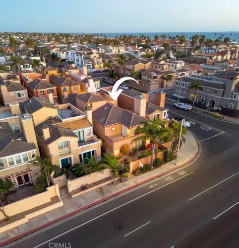 304 Goldenwest St, Huntington Beach CA 92648-2600 exterior