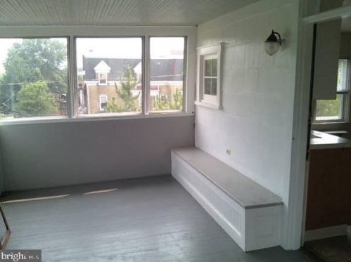 407 College Ave, Lancaster PA 17603-3319 exterior