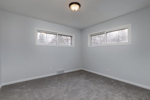 110 Chippewa Dr, Edgerton WI  53534-9327 exterior