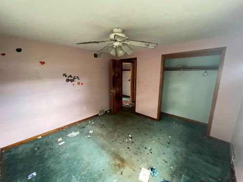 3530 York St, Whitaker PA 15120-3013 exterior