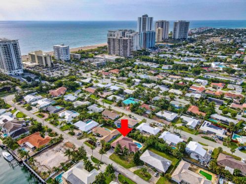 1241 Bimini Ln, West Palm Beach FL  33404-2770 exterior