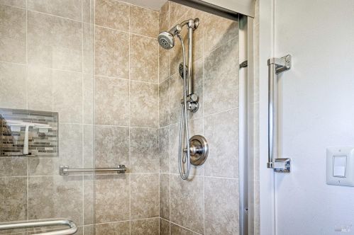 350 Oak Leaf Cir, Santa Rosa CA  95409-6202 exterior