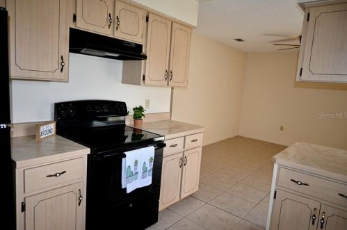 2714 Myakka Dr, Orlando FL 32839-5271 exterior