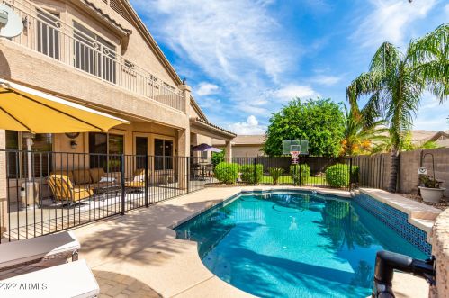1223 Saragosa St, Chandler, AZ 85224-7278