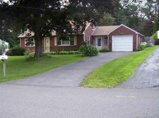 49 Millers Ln, Kingston, NY 12401-4427