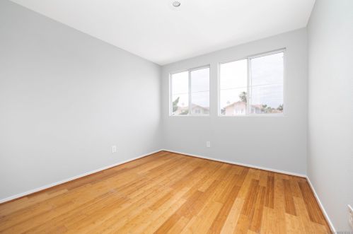 4825 Mahogany Vista Ln, San Diego CA  92102-6053 exterior