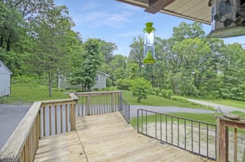 131 Mount Pisgah Ave, Oxford NJ  07863-3070 exterior