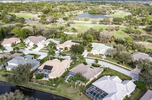 2245 Sonoma Dr, Nokomis FL  34275-5807 exterior