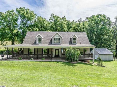 1283 Union Church Rd, Churchville, VA 24421-2220