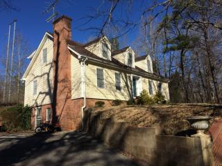1409 Roper Rd, Bolivar, TN 38008-1520