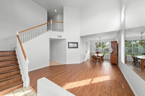 5269 Setting Sun Way, San Diego, CA 92121-4221