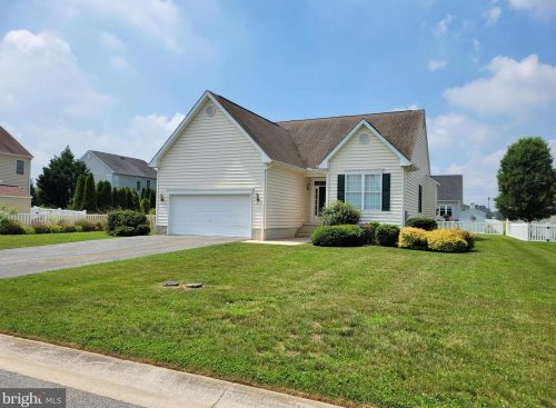 100 Marlin Ct, Slaughter Beach, DE 19963-3786