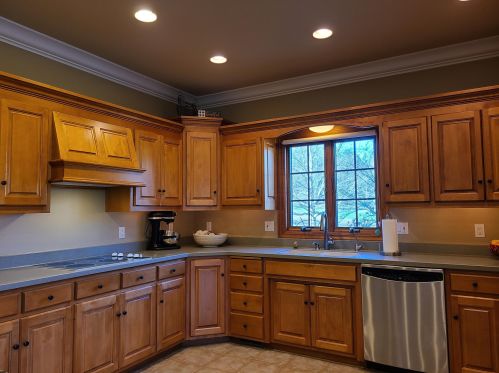 1780 Spring Dr, Zanesville, OH 43701-9621