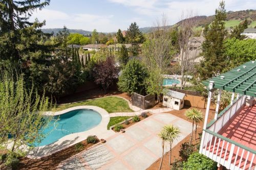5743 Owls Nest Dr, Santa Rosa CA  95409-4350 exterior