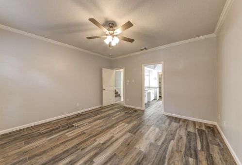 5631 Spring Lodge Dr, Humble TX 77345-1470 exterior