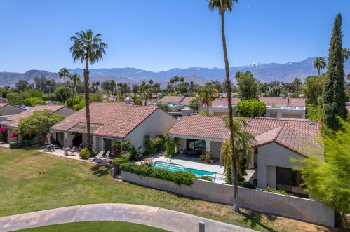 10111 Lakeview Dr, Rancho Mirage CA  92270-1474 exterior