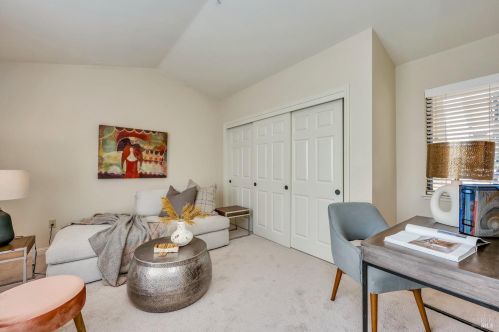 41 Fountain Grove Cir, Fairfield CA  94558-2483 exterior