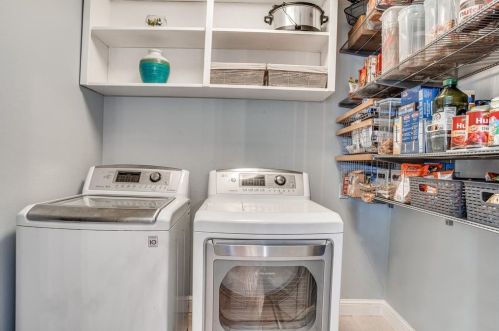 523 Westwood Dr, Richardson, TX 75080-5617