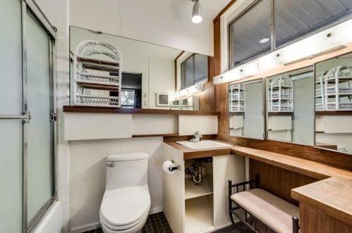 1411 Greenwood Dr, Denton TX  76209-2206 exterior