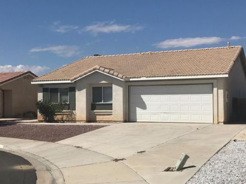 15194 Melody Ln, Victorville, CA 92394-7372