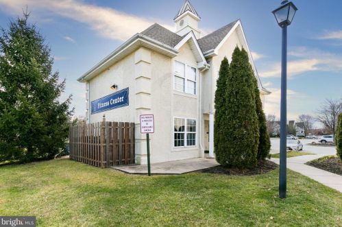 3102 Ebbtide Ln, Palmyra NJ  08065-2132 exterior