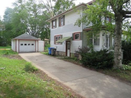 1115 Ruth St, Watertown, WI 53094-4017