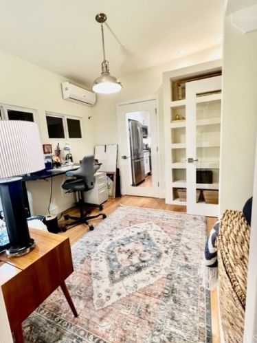 58 Saratoga, Newport Beach CA  92660-6148 exterior