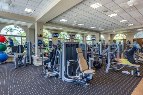 2878 Aviamar Cir, Naples FL  34114 exterior