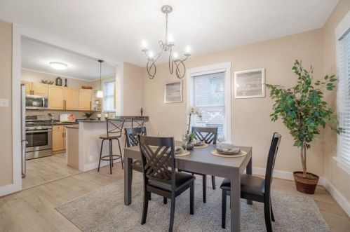 221 Questend Ave, Pittsburgh PA 15228-2461 exterior