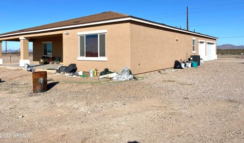 36843 Indian School Rd, Tonopah AZ  85354-8085 exterior