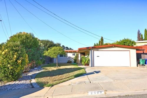 2509 Lynn Dr, Pinole, CA 94564-2201