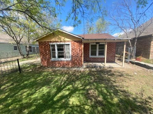 5724 Wellesley Ave, Fort Worth, TX 76107-6613