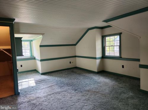 3220 Nottingham Rd, Norristown PA  19403-4162 exterior