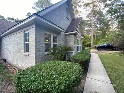 15212 Shady Oaks Dr, Magnolia, TX 77355-2908