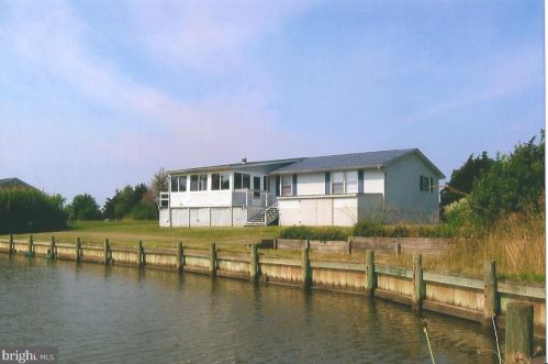3257 Starboard St, Greenbackville, VA 23356-2719